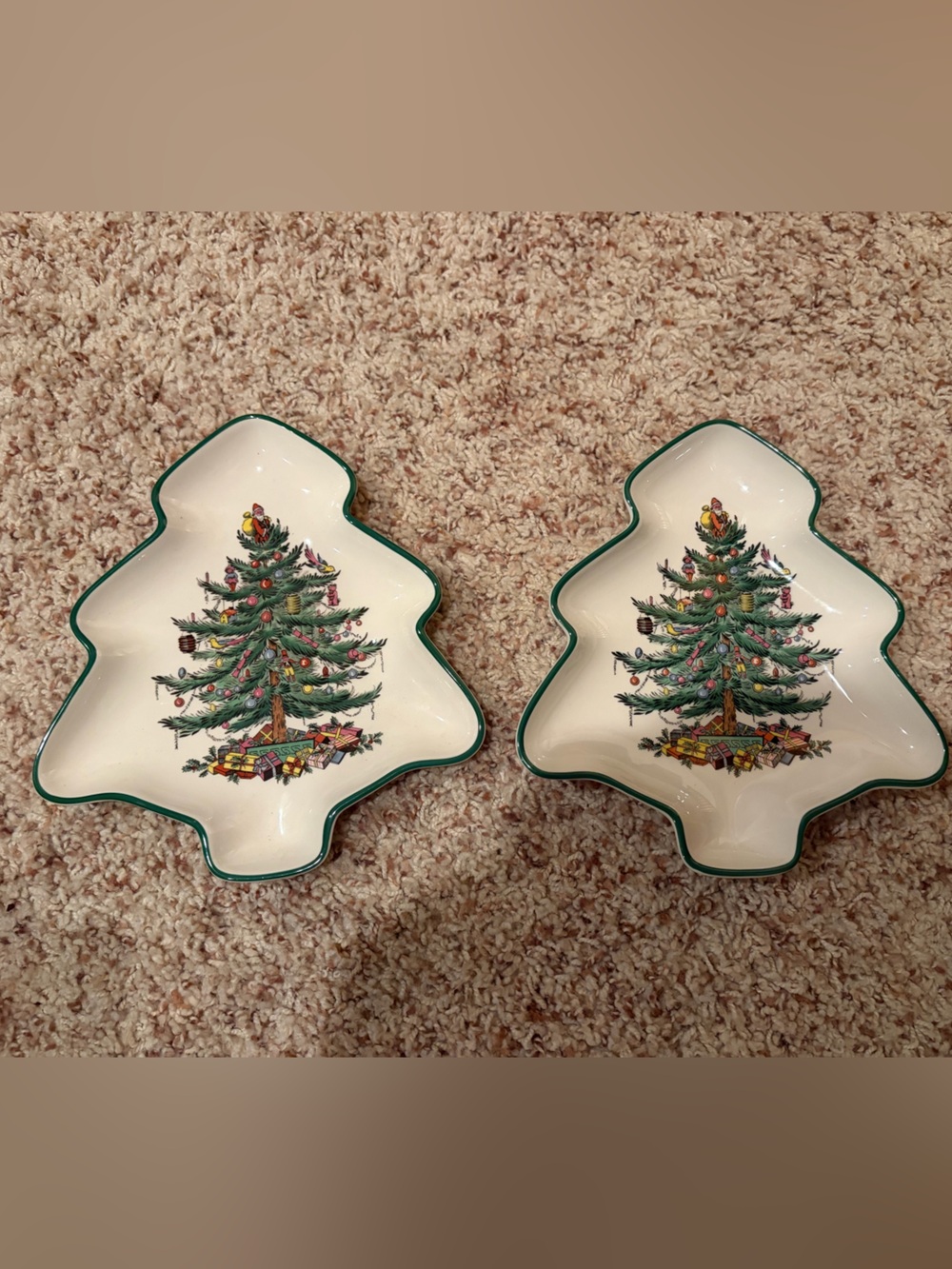 Set of 2 Spode serving plates